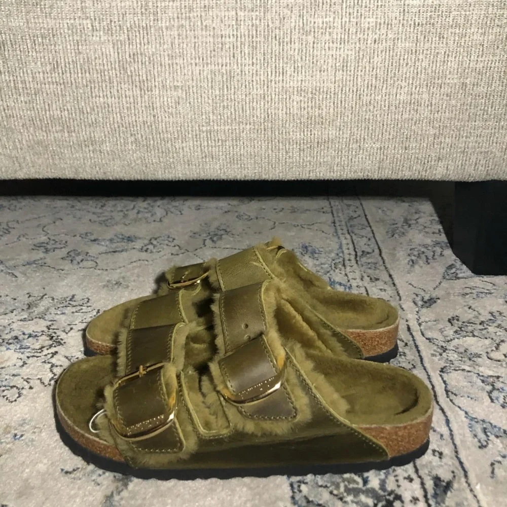 Birkenstock Arizona Big buckle Shearling sandal slide fur olive green